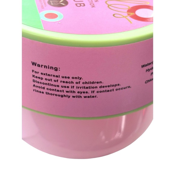 Sprinkles Strawberry Cupcake Body Scrub Glowing Exfoliation 10.15oz 300mL New - Picture 5 of 7